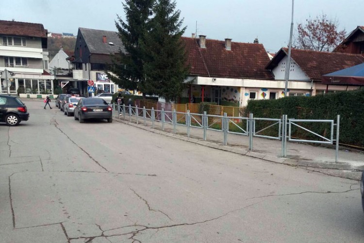 Lauš škola Sveti Sava