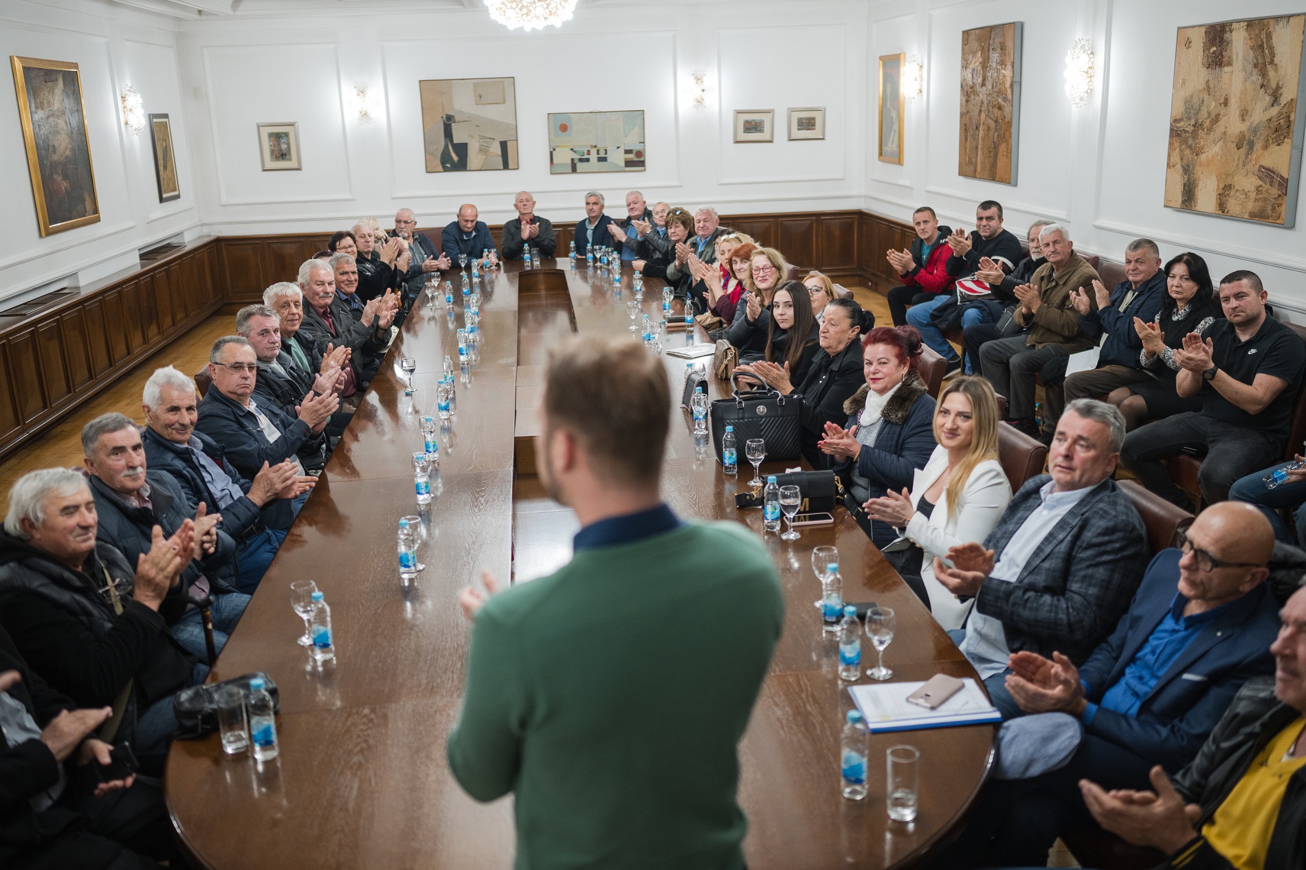 Banja Luka: Gradonačelnik uručio rješenja za besplatnu legalizaciju objekata