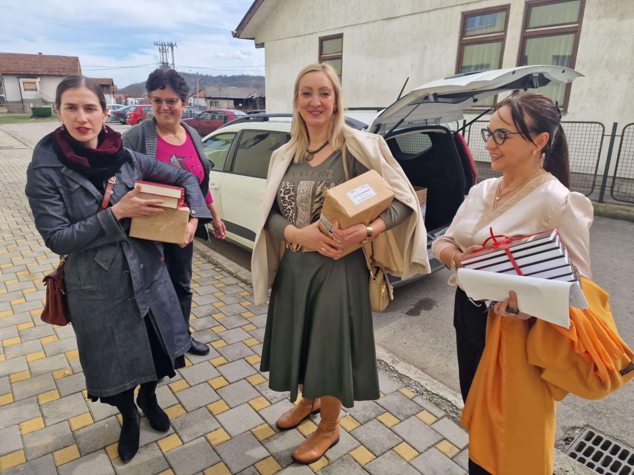 Narodna biblioteka Petrovo dobila vrijedan poklon od Arhiva Vojvodine